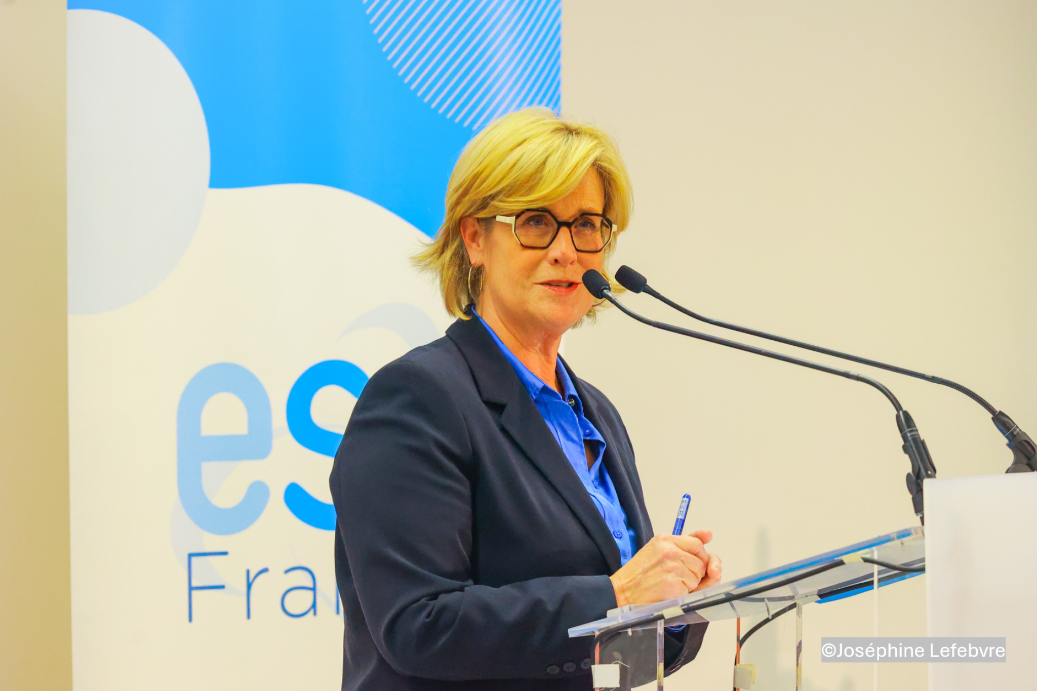 Photo de Marie-Agnès Poussier-Winsback, ministre en charge de l'ESS, à l'occasion de l'événement de lancement du Mois de l'ESS